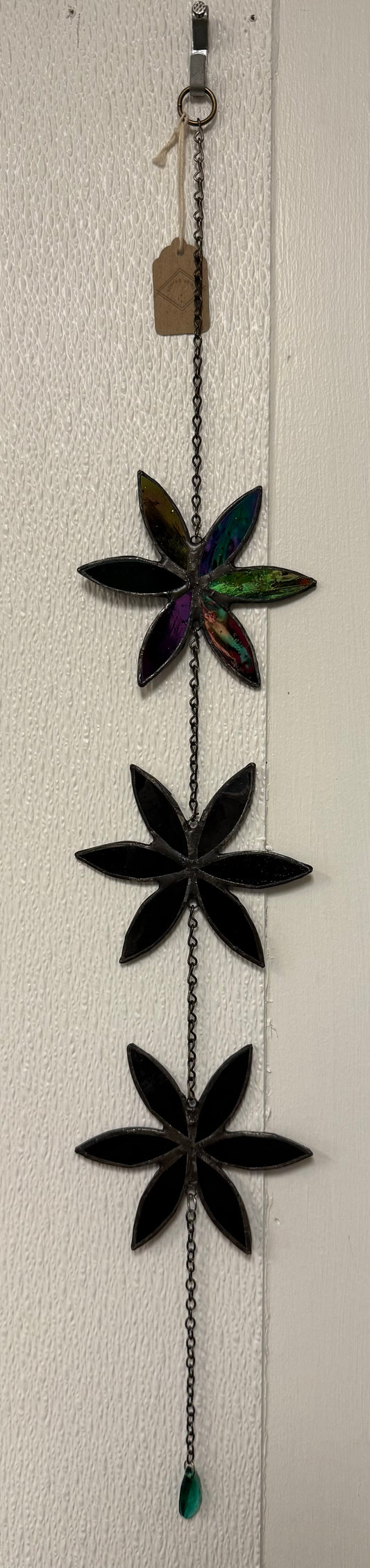 Rooted Veins Triple Flower Chain