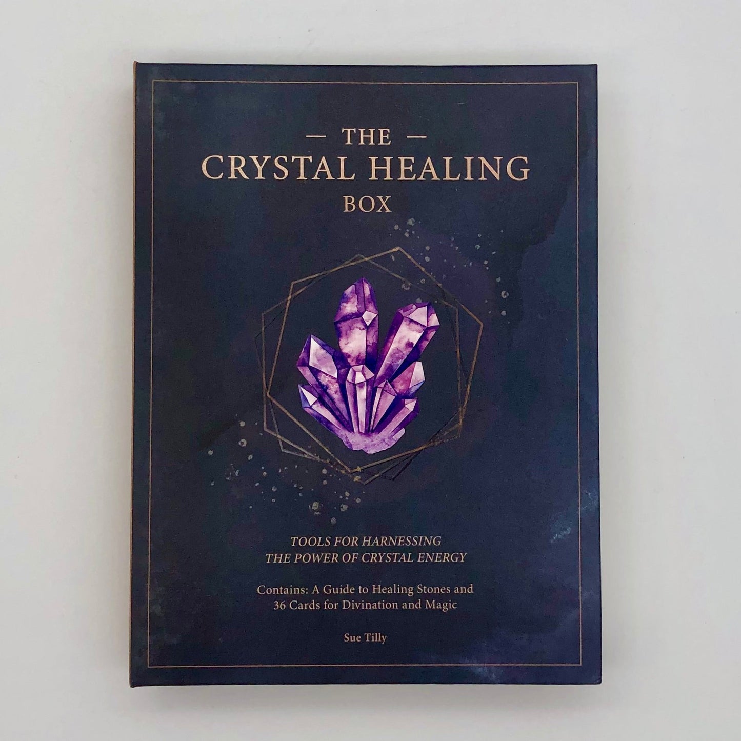 The Crystal Healing Book - The Regal Find