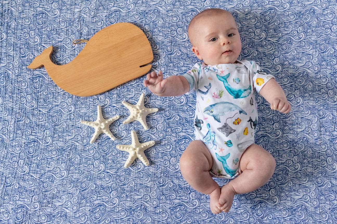Infant bodysuit, whale bodysuit, infant romper,: 3-6 month