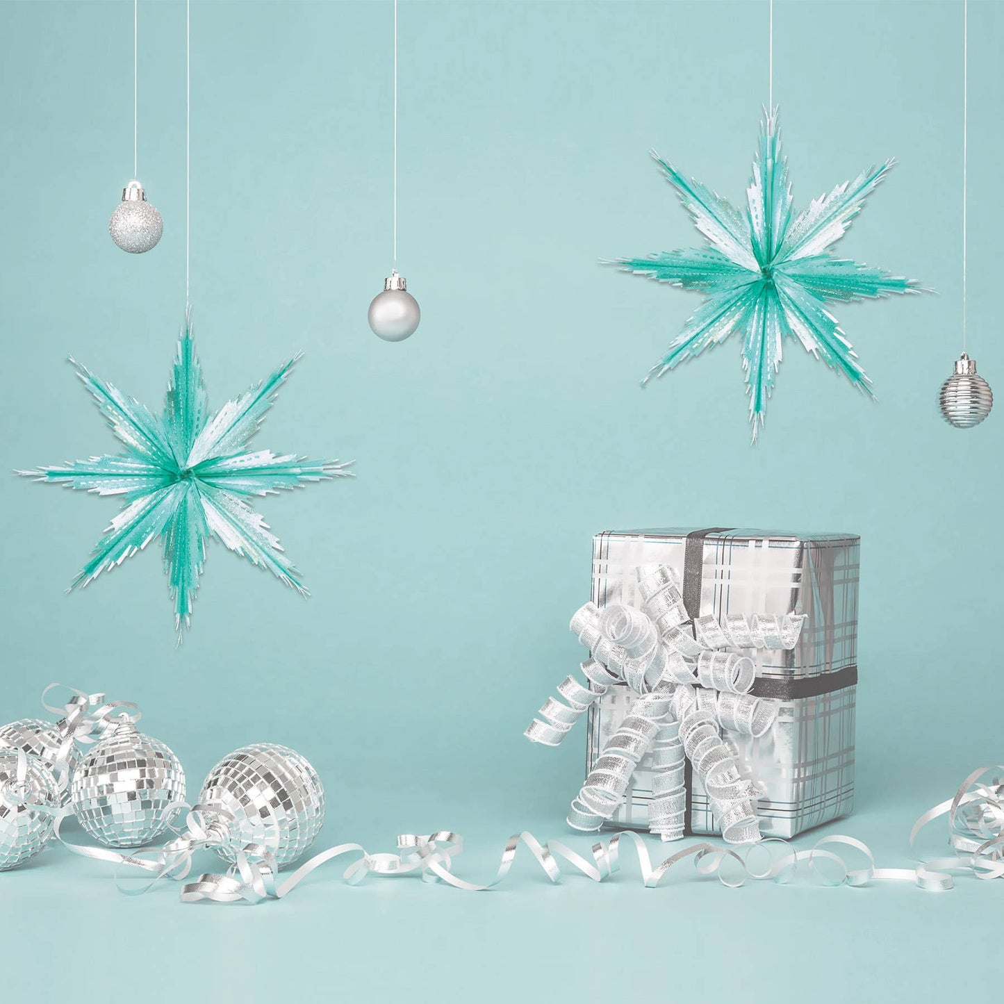11½" 2-Tone Metallic Snowflakes, turquoise & silver, 2/pkg