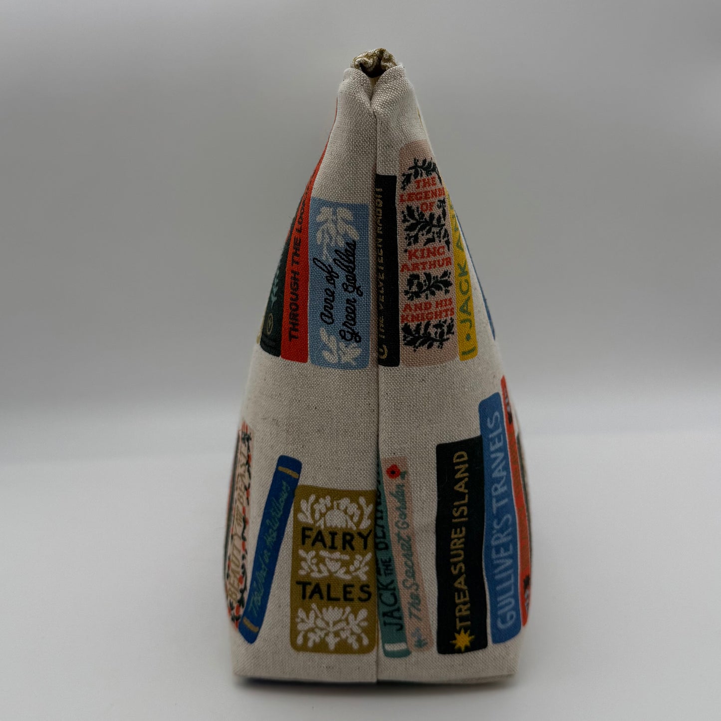 Books on Cream - Zipper Pouch