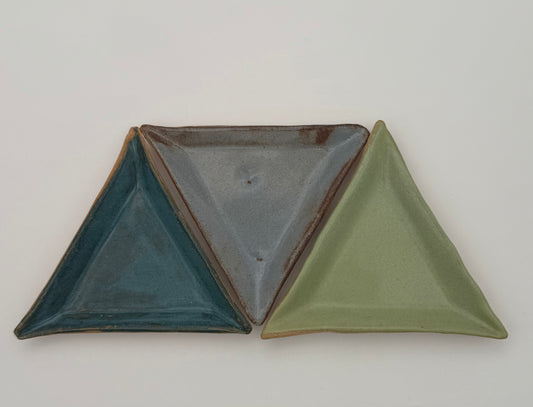 Triangle Dishes