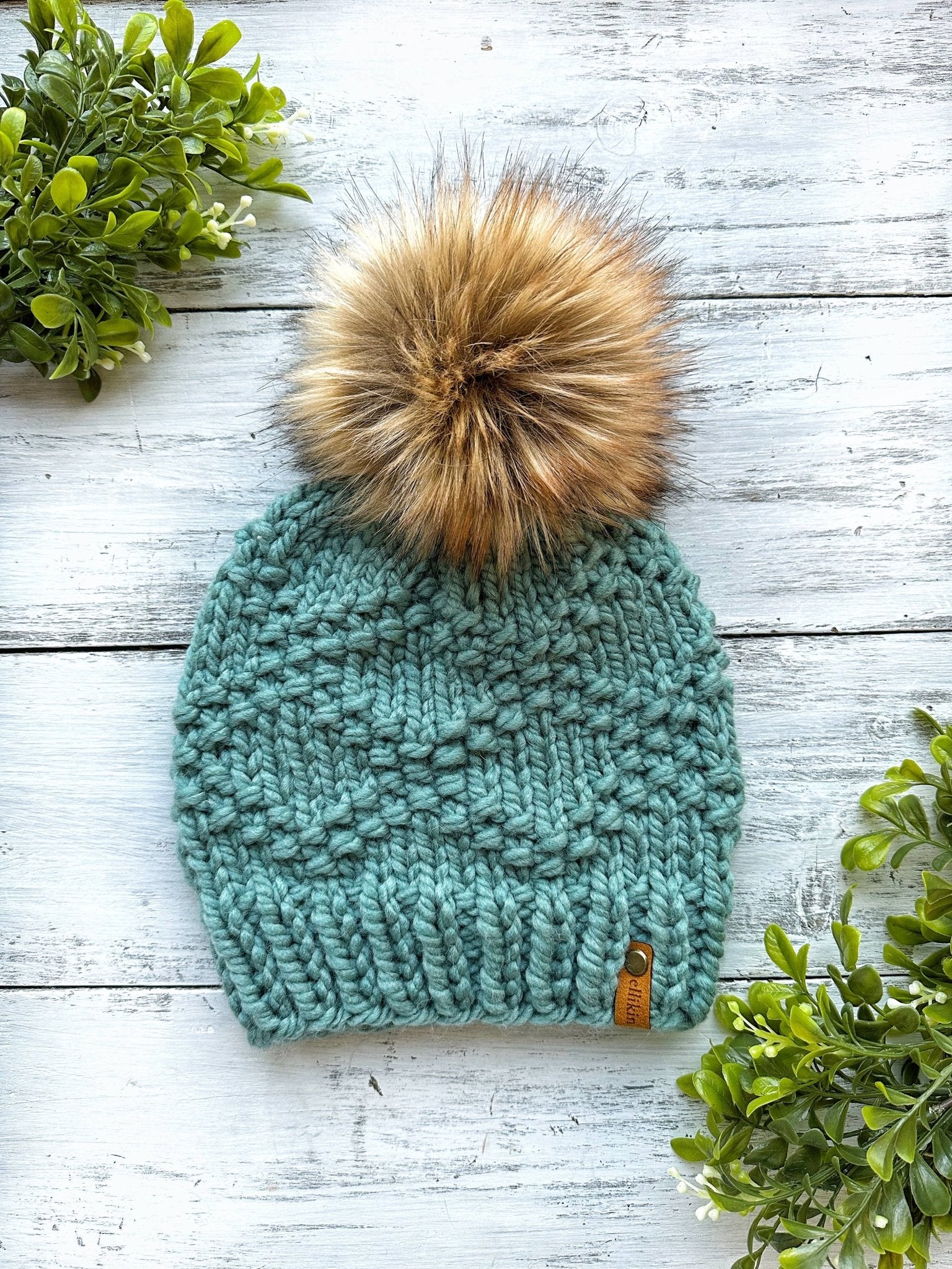 Etta Beanie: Oatmeal - The Regal Find