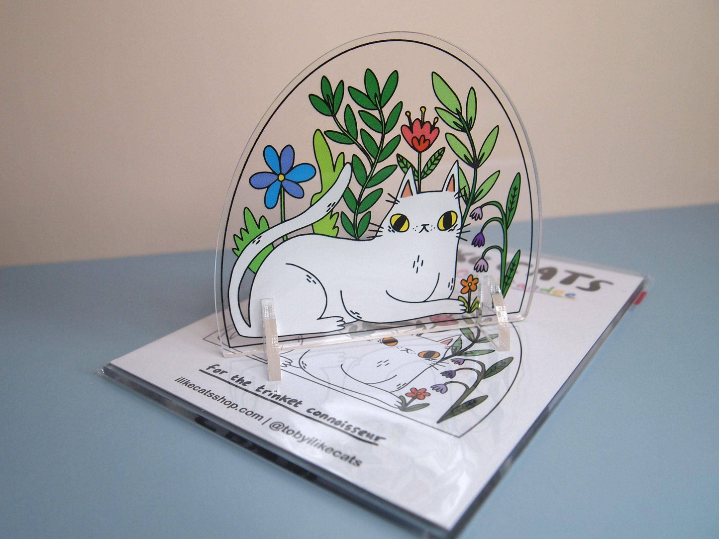 Acrylic Cat Terrarium Desk Ornament Standee