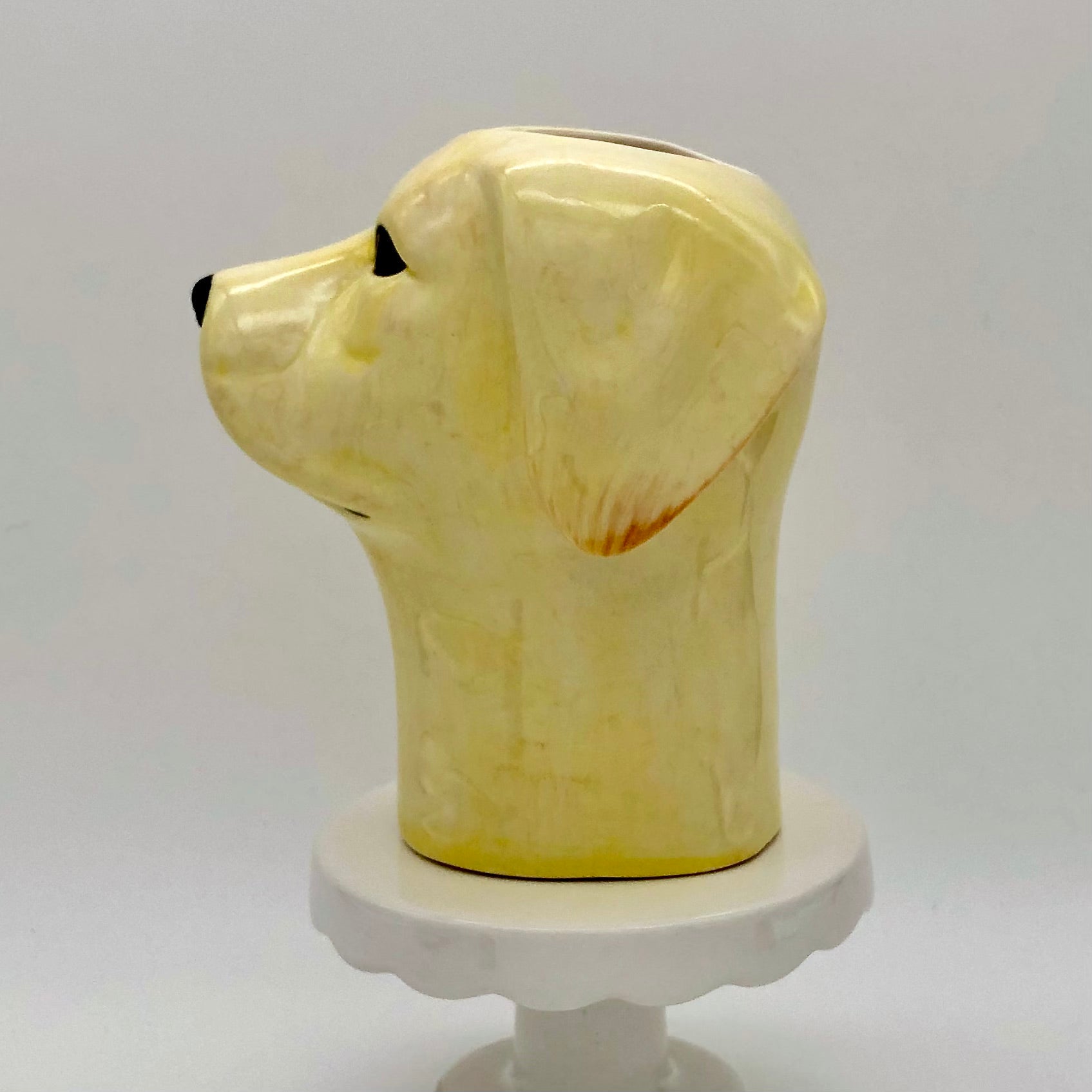 Yellow Labrador Retriever Vase - The Regal Find